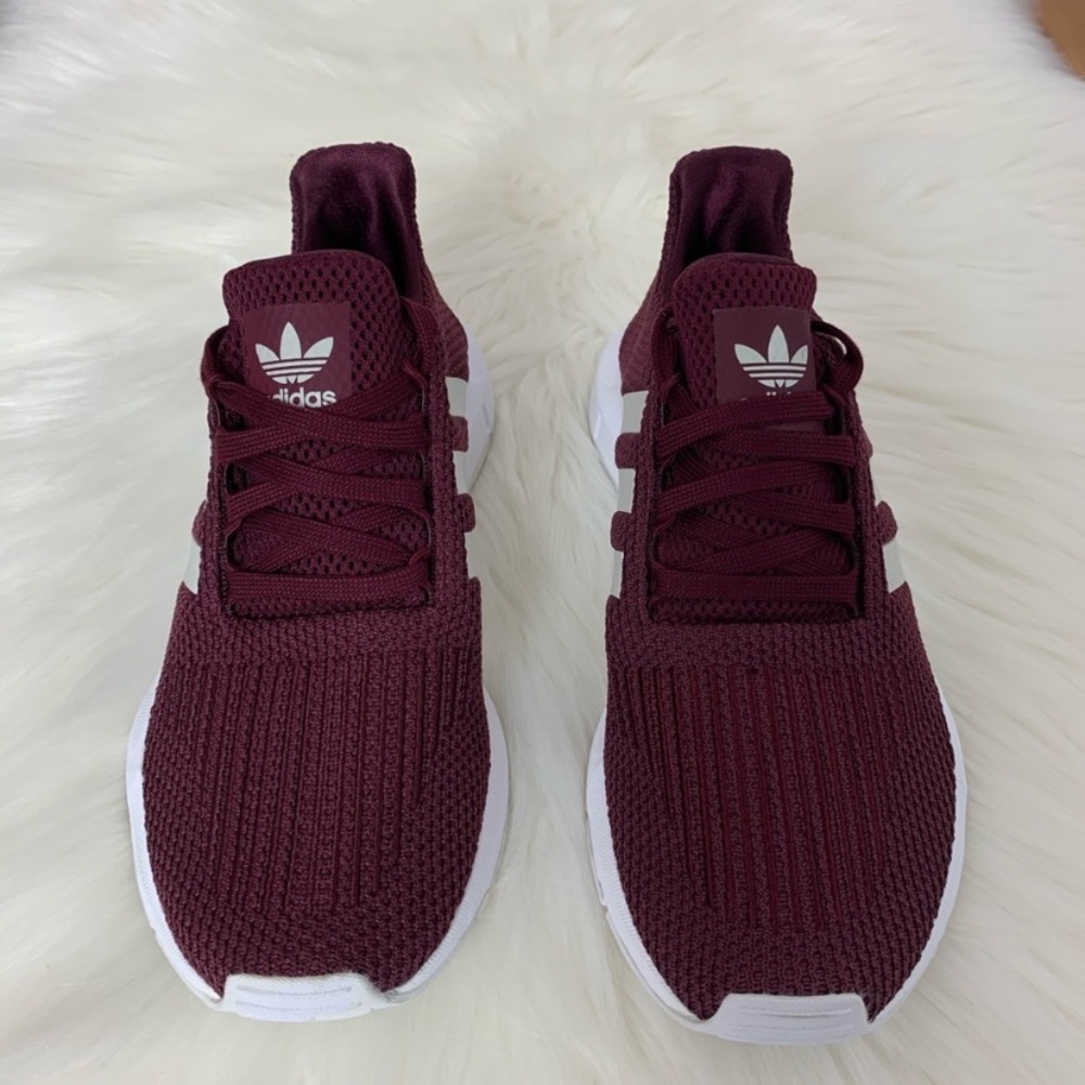 Adidas Swift Run Shoes Women’s New - Picture 5 of 5